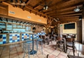 1858m² restaurant for sale in Loja photo