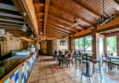 1858m² restaurant for sale in Loja photo