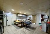 1858m² restaurant for sale in Loja photo