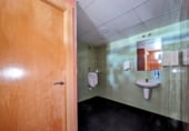 1858m² restaurant for sale in Loja photo