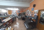 Local comercial
en venda, traspàs
amb 360m² a Catarroja foto