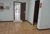 55m² offices for sale in Vitoria-Gasteiz, in the area of Saint Martin photo