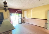 45m² commercial premises for rent in Seville, in the area of The Arches photo