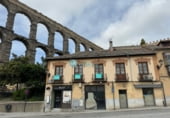 Edificio en venta con 440m² en Segovia foto
