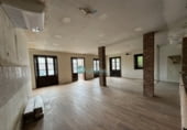 Edificio en venta con 440m² en Segovia foto