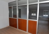 128m² office for rent in León, in the area of La Vega, Doctor Fleming photo