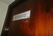 61m² bar for sale in León, León photo
