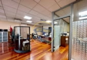 90m² offices for rent in León, El Ejido photo