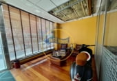 90m² offices for rent in León, El Ejido photo