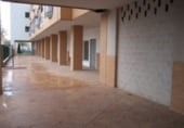 Local comercial en venta con 150m² en Sevilla, Parque Alcosa foto