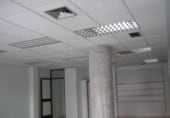 Local comercial en venta, alquiler con 108m² en Sevilla, en la zona de Cerro de la Florida, Calle Luis Montoto foto