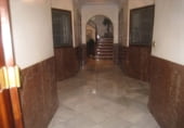 220m² commercial premises for sale, rent in Seville, in the area of El Arenal, Calle Adriano photo