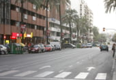 170m² bar pour location à Séville, dans le quartier de Triana Centre Historique, Avenida República Argentina photo