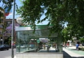Local comercial en venta con inquilinos con 40m² en Sevilla, en la zona de Nervión, Gran Plaza - Marqués de Pickman - Ciudad Jardín foto