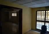 Local comercial en alquiler con 330m² en Sevilla, en la zona de Huerta de la Salud, El Porvenir foto