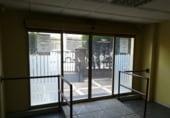 Local comercial en alquiler con 330m² en Sevilla, en la zona de Huerta de la Salud, El Porvenir foto