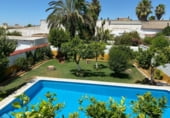 Local comercial
en lloguer
amb 90m² a Sevilla, a la zona de Nervión, Luis Montoto - Santa Justa foto