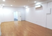 Local comercial en venta con 70m² en Vigo, Povisa foto