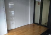 134m² commercial premises for sale in Santander, Centro photo