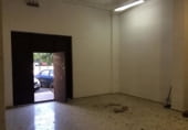 Local comercial en alquiler en Sevilla, en la zona de La Calzada, Luis Montoto - Santa Justa foto