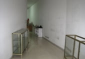 Local comercial
en lloguer
amb 120m² a Santiago de Compostel·la, a la zona de A Pontepedriña, Horreo foto