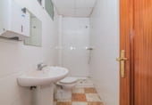 Local comercial en venta con 75m² en Armilla, Nevada foto