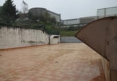 Local comercial en venta con 150m² en Santiago de Compostela, en la zona de Os Campos da Choupana, Santa marta foto