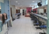 Peluqueria en venta con 130m² en Santiago de Compostela, en la zona de A Revolta, Conxo foto