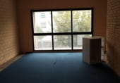 Local comercial en venta con 67m² en Santiago de Compostela, en la zona de O Cotaredo, FONTIÑAS foto