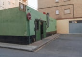 Local comercial
en venda
a Granada, a la zona de Santa Adela, Zaidin foto