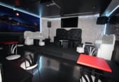 Bar en venta con 180m² en Oviedo, en la zona de Llamaquique foto