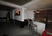 Bar en venta con 180m² en Oviedo, en la zona de Llamaquique foto