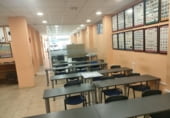 Local comercial en alquiler con 155m² en Loja foto