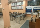 Local comercial en alquiler con 155m² en Loja foto