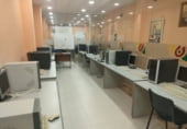 Local comercial en alquiler con 155m² en Loja foto