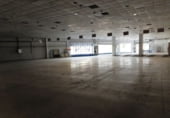 Local comercial en alquiler con 950m² en Dos Hermanas foto