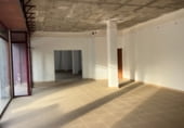 Local comercial en venta con 200m² en Santa Cristina d'Aro, Carrer de Gaziel foto