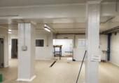 300m² warehouse for sale in Arahal photo