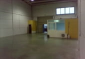 225m² warehouse for sale in Seville, in the area of Santa Clara photo