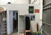 230m² entrepôt pour vente à Séville photo