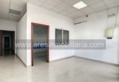 Local comercial en alquiler con 96m² en Écija foto