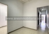 Local comercial en alquiler con 96m² en Écija foto