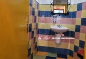 Local comercial
en traspàs
amb 220m² a Mairena del Aljarafe foto