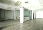 Local comercial
en lloguer
amb 150m² a Valladolid, a la zona de Sant Pau - Sant Nicolau, Calle ESTEBAN GARCIA CHICO, 12 foto