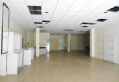 Local comercial en alquiler con 280m² en Almendralejo foto