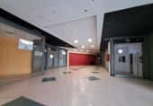 120m² commercial premises for sale in Tres Cantos photo