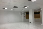 Local comercial en venta con 91m² en Oviedo, en la zona de Pumarín foto