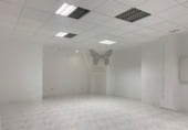Local comercial en venta con 91m² en Oviedo, en la zona de Pumarín foto