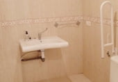 Oficinas en venta con 100m² en Valdepeñas foto