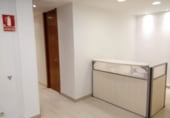 Local comercial en venta con 57m² en Vitoria, en la zona de Ensanche foto